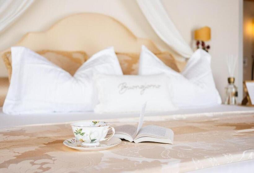 Полулюкс Вид на Сад, Villa Giulia Relais Spa Events