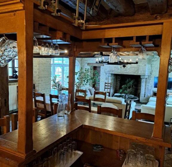 디럭스 패밀리 룸, La Queue Du Chat