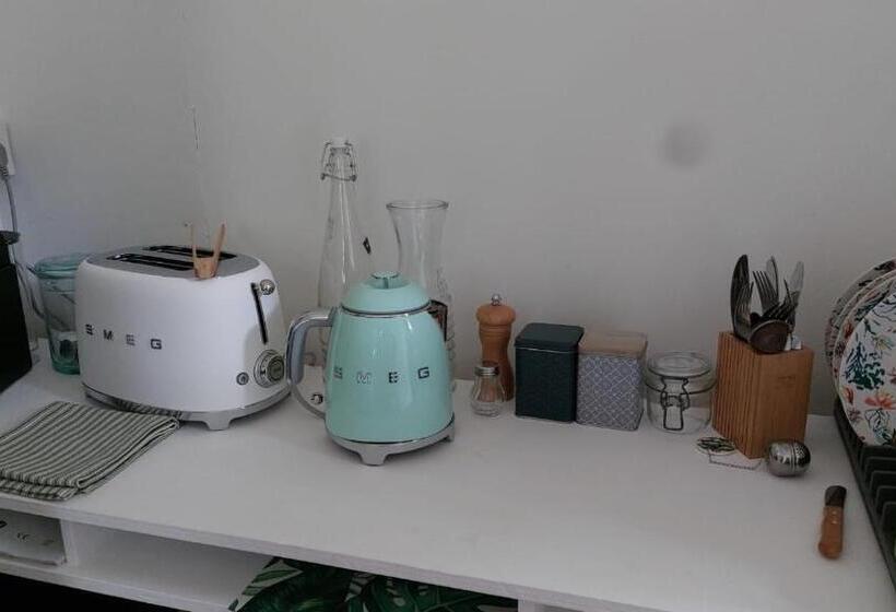 ガーデンビュースタンダードルーム, Couette Et Café Chez Adrien