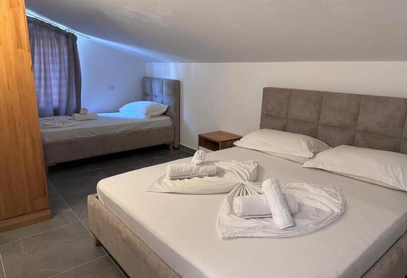 מיטת קינג בסוויטה, Inheritor Resort