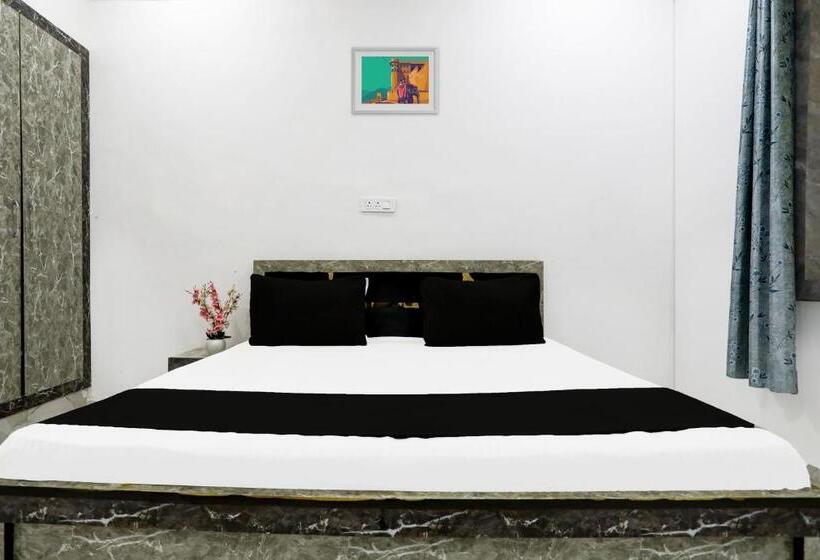 Трехместный Номер Классика, Oyo Hotel Shri Ram Krishna And Resort