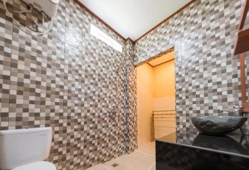 Номер Стандарт, Mangbo House