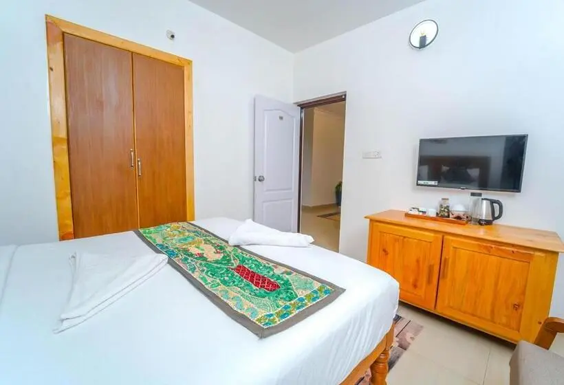 スイート, Silent Retreat Ooty Pool Resort By Voye Homes