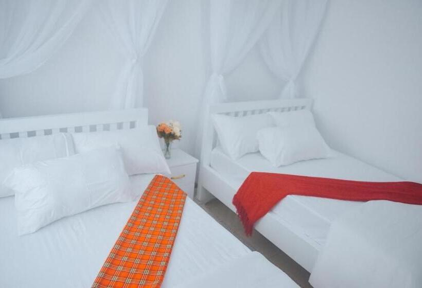 اتاق استاندارد, Saruni Homes