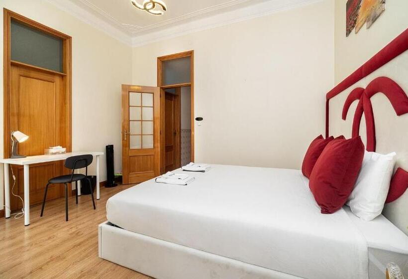 اتاق خانوادگی, Hostel Anjos Station