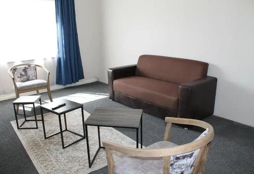 スーペリアファミリールーム, The Courtyard B&b