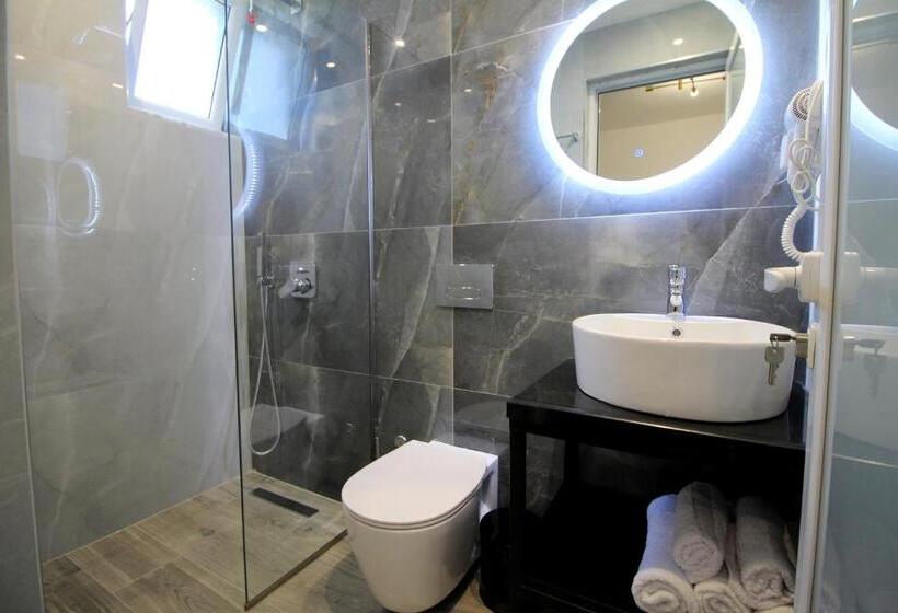 발코니 디럭스 룸, Ambra