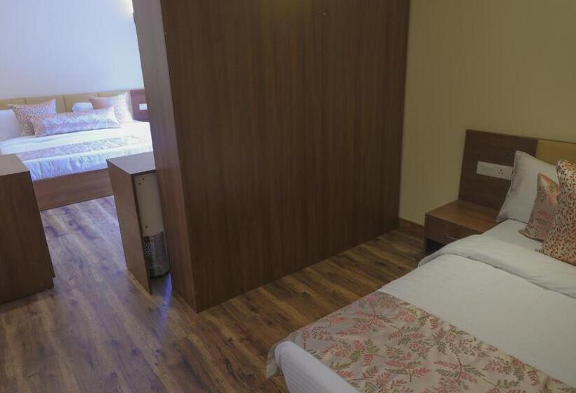 חדר משפחתי, Sinclairs Udaipur