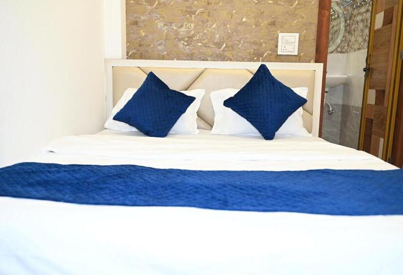 标准间, Fabhotel The Pleasure Stay