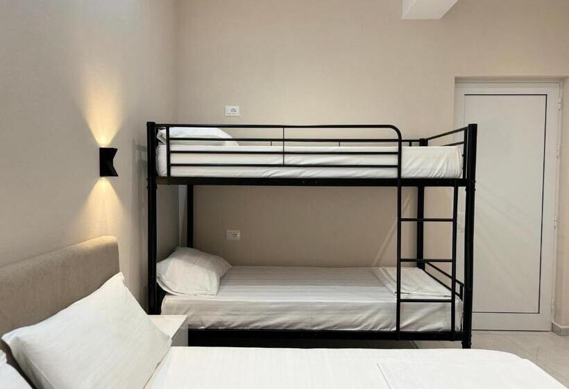 四人标准间, Aloju Rooms