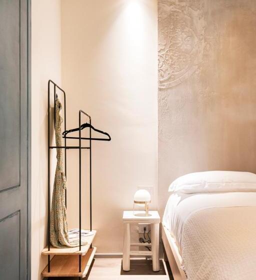 חדר סופריור, Asilo In Barolo