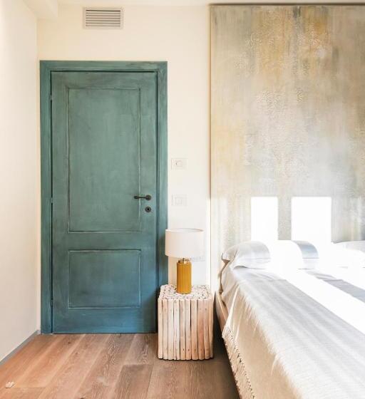 חדר דלוקס נוף לגינה, Asilo In Barolo