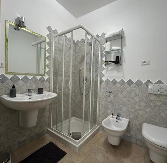 スタンダードルーム, L Angolo