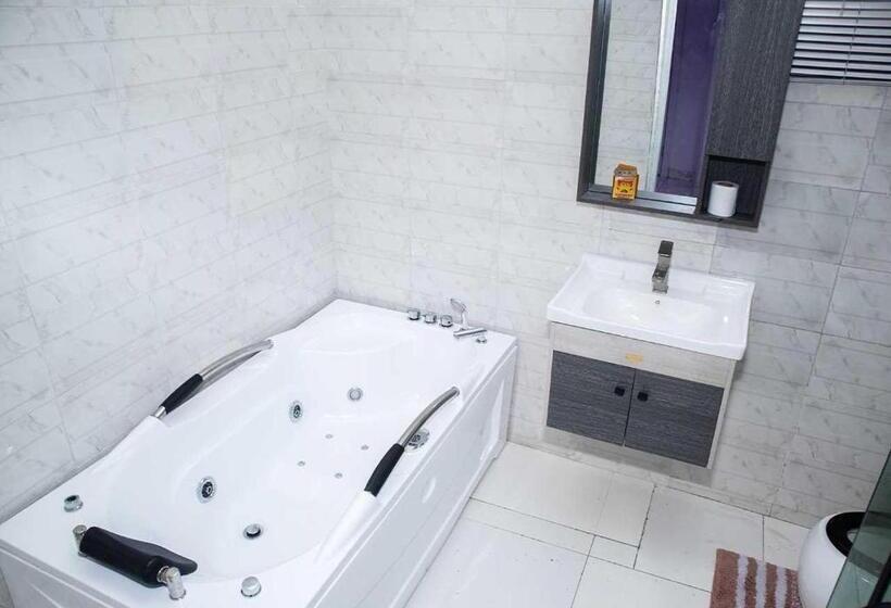 Standart Oda, Shortlet