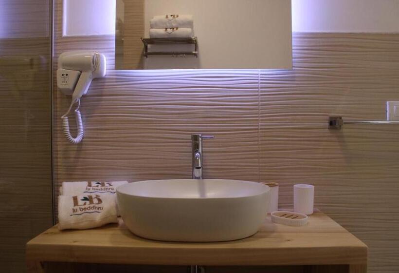 اتاق استاندارد, Tenuta Lu Beddhru