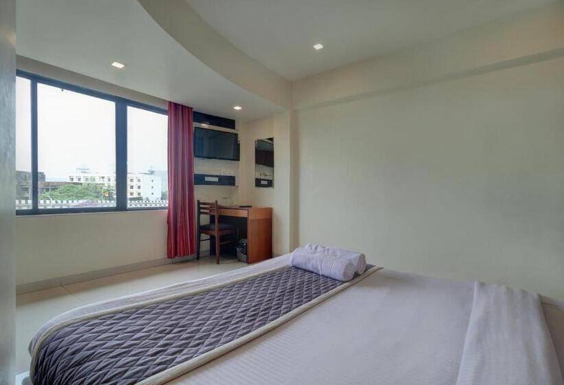 חדר דלוקס, New Sarovar Grand