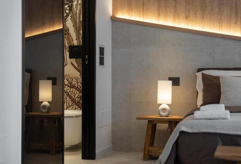 Номер Deluxe Вид на Море с Балконом, Leluan Bed And Breakfast
