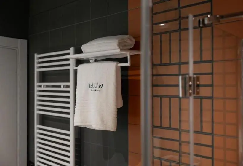 オーシャンビュースタンダードルームバルコニー付き, Leluan Bed And Breakfast