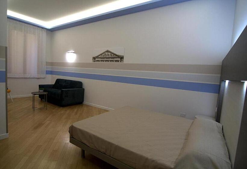 اتاق استاندارد چهار تخته, Giuliani Rooms