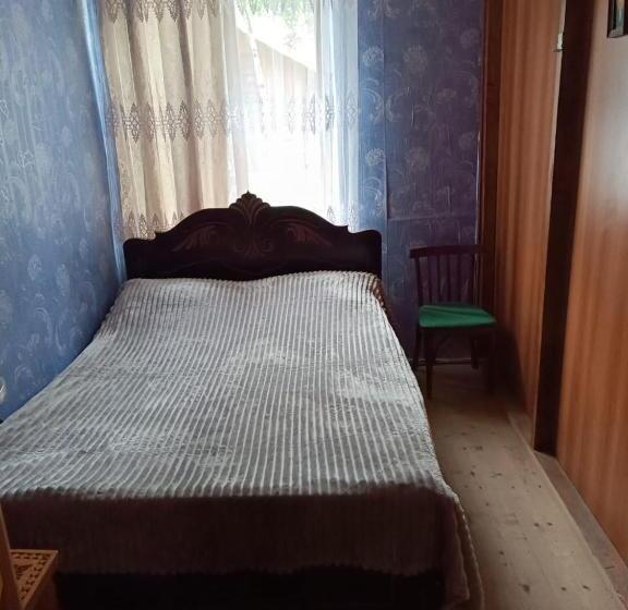 اتاق استاندارد, Guest House Cafe Nita