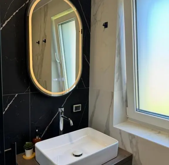 キングサイズベッドのスタンダードルーム, The Nest