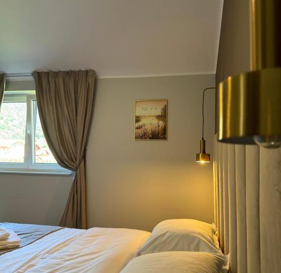 스탠다드 룸 킹사이즈 침대, The Nest