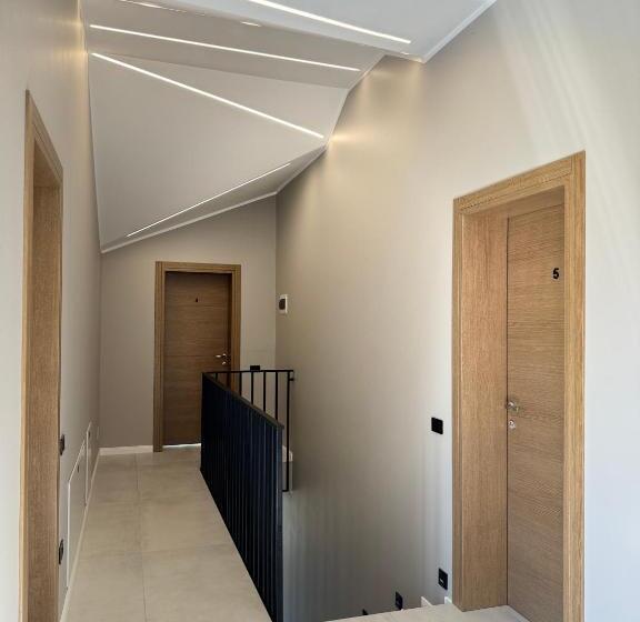 스탠다드 룸 킹사이즈 침대, The Nest