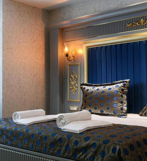 带按摩浴盆的套房, Five Diamonds Hotels
