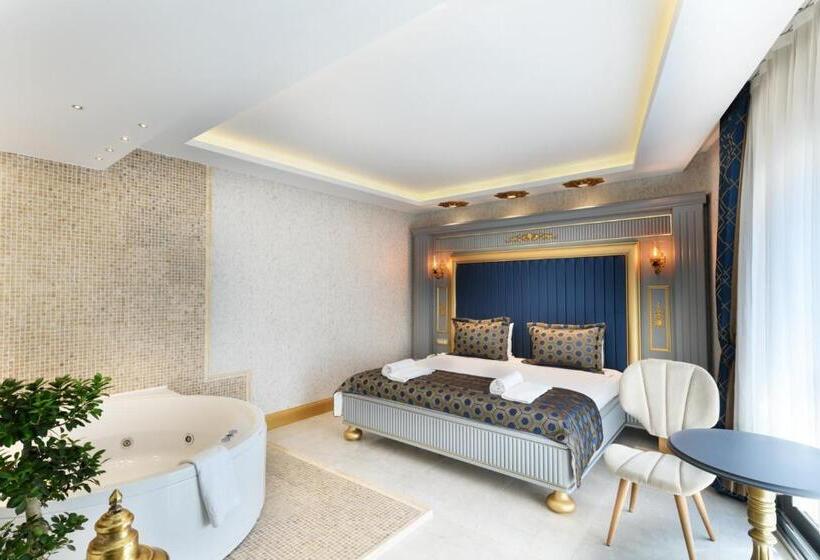 سوئیت با وان آب گرم, Five Diamonds Hotels