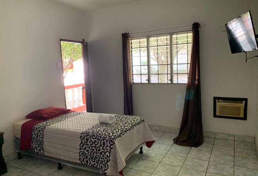 اتاق استاندارد, La Villa