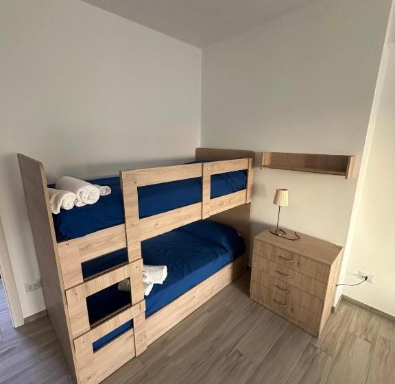 スタンダード４人部屋, Seaside Bed And Breakfast