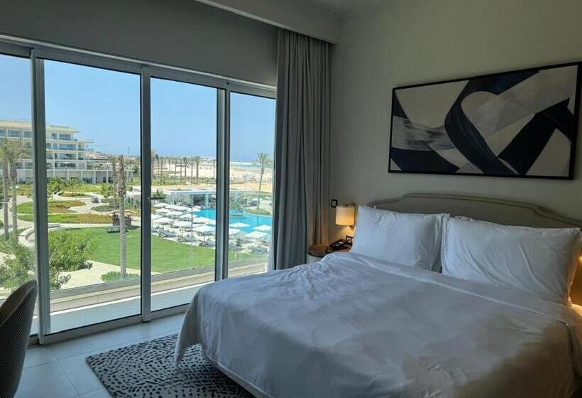 스위트, Address Beach Marassi Residence