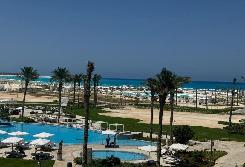 سوییت, Address Beach Marassi Residence