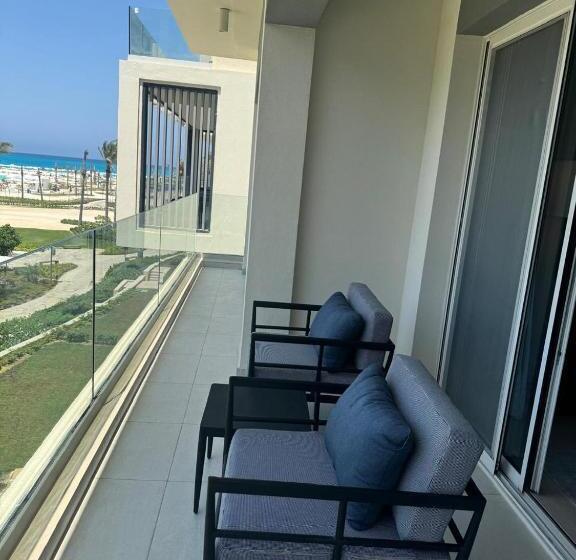 سوییت, Address Beach Marassi Residence