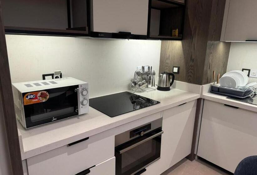 스위트, Address Beach Marassi Residence