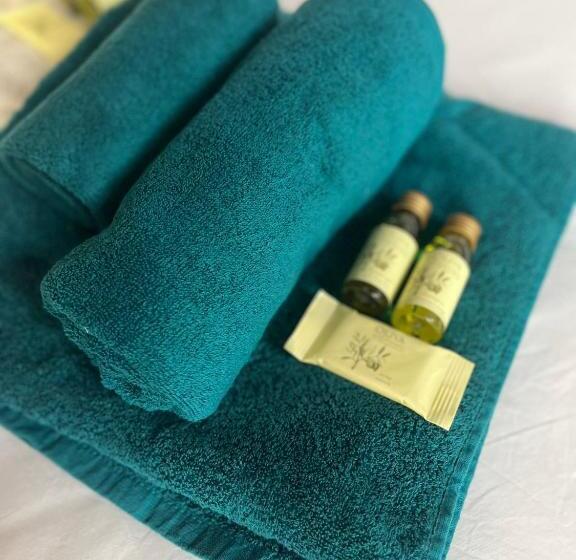 جناح ديلوكس, B&b L Ulivo Incantato