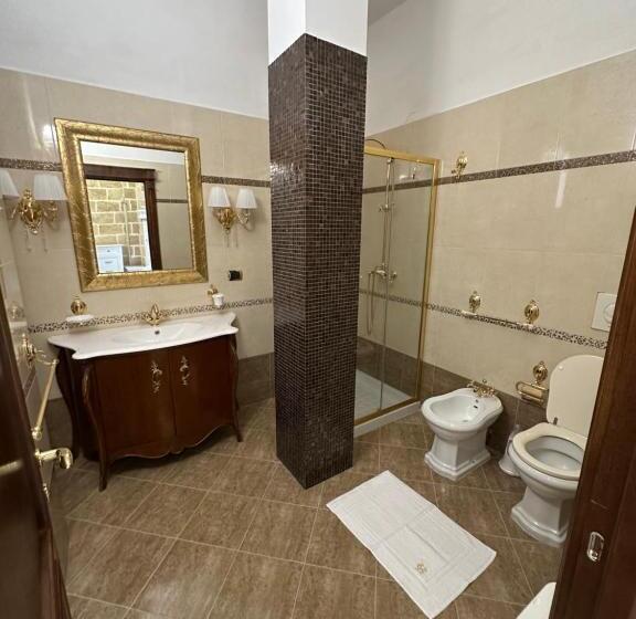 غرفة قياسية, Castlehawk Resort