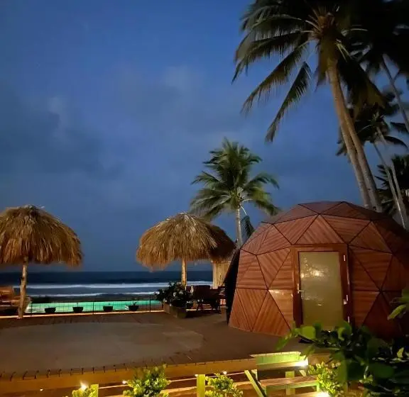 ガーデンビュースタンダード４ベッドルーム, Almare Zonte   Beachfront Glamping