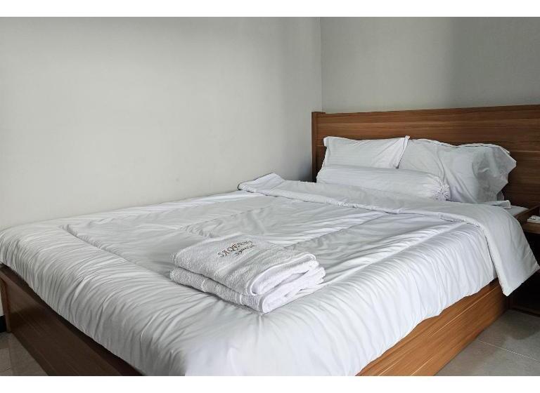 غرفة قياسية, Guest House Saqeena Syariah Near Blitar Park Redpartner