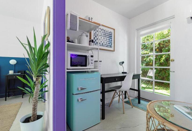 וילה בת חדר שינה 1, Old School Hollywood Glam Plus Poolside Adventure