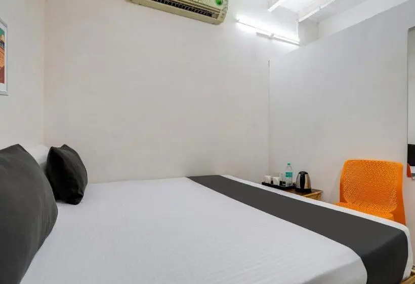 Classic Kolmen Hengen Huone, Oyo Hotel Sky Palace