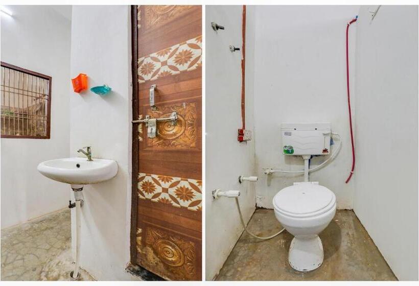 トリプルクラシックルーム, Oyo Hotel Sky Palace