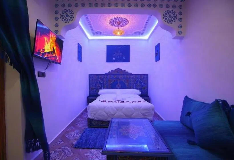 Standard room with outdoor bath, Dar Artisanat