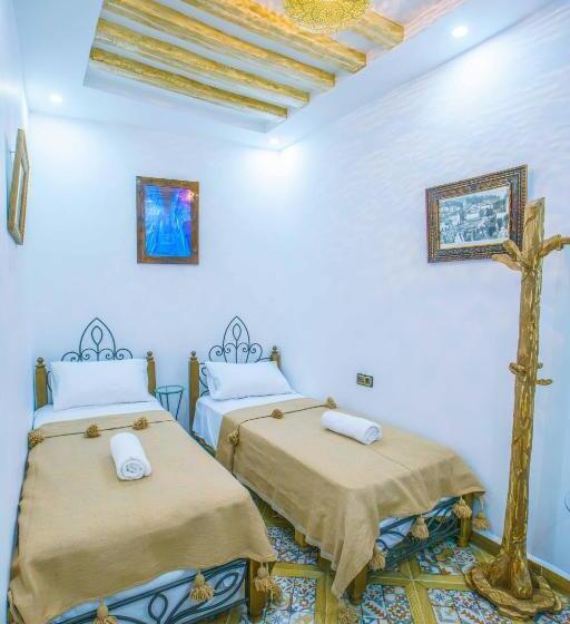 اتاق استاندارد سه نفره, Dar Artisanat