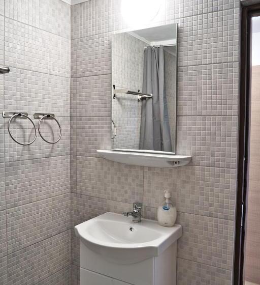 스탠다드 발코니 룸, Perla Argesului, Cazare, Ciubar, Piscina, Lift, Pensiuni, Hotel, Cabana, Vila, Munte, Transfăgarasan