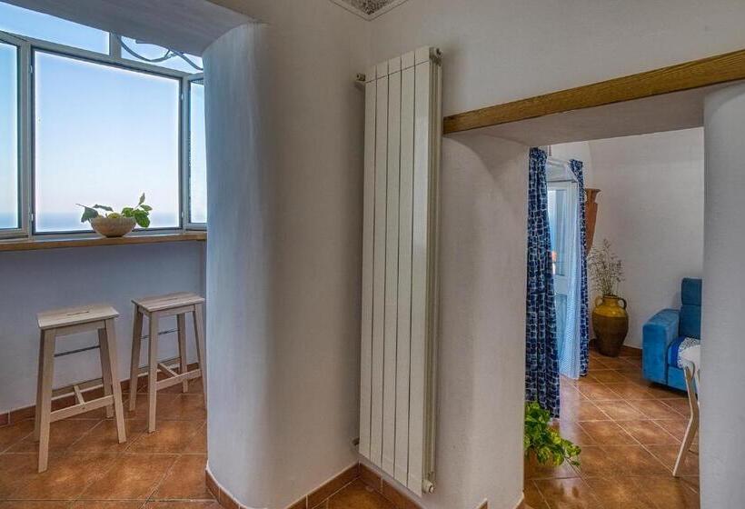 Апартаменты 2 Спальни Вид на Море, Salvo S House