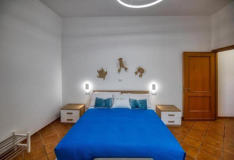 Апартаменты 2 Спальни Вид на Море, Salvo S House