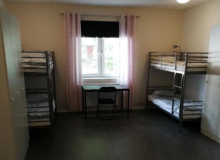 غرفة قياسية رباعية حمام مشترك, Vandrarhem 11 Rum & Kök