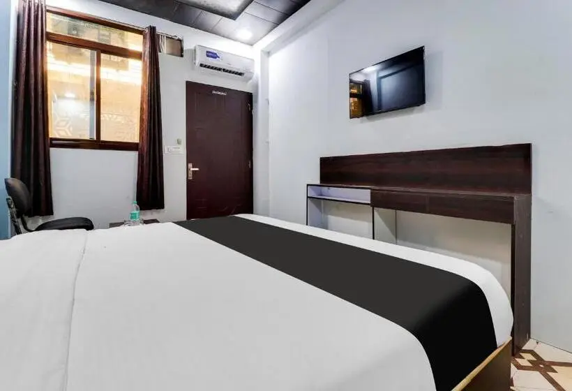 Classic Kolmen Hengen Huone, O Dharohar Homestay
