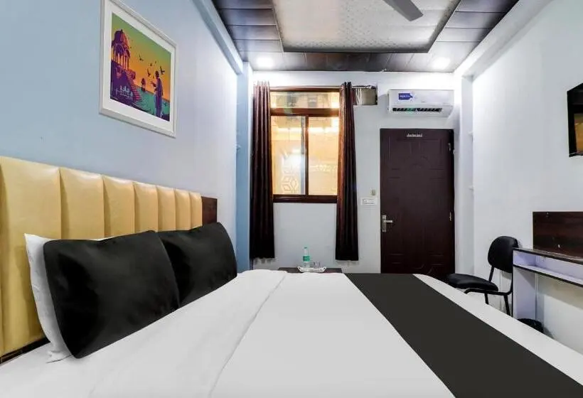 Classic Kolmen Hengen Huone, O Dharohar Homestay